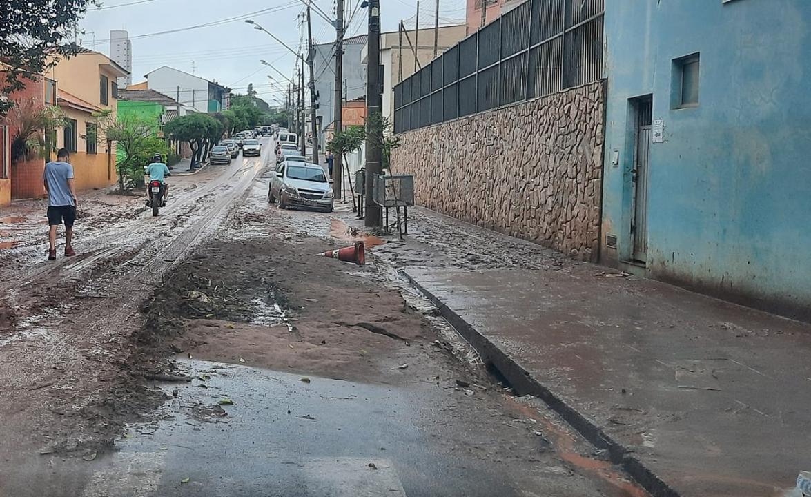 Foto 5 de 13 — Após estragos e morte, veja como amanheceu a cidade de Jaú